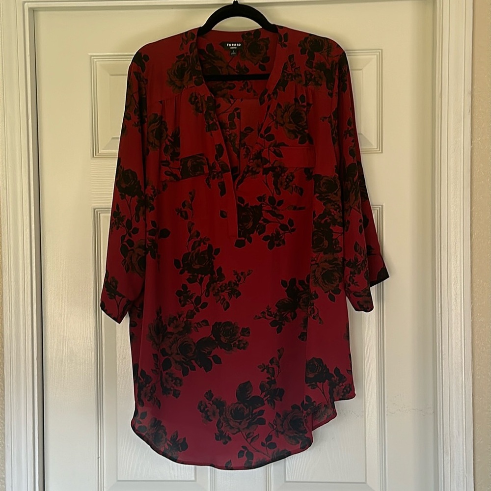Torrid Polyester Women’s size 1 blouse